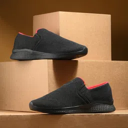 The Roadster Lifestyle Co. Men Black Textured Walking Sports Shoes-picture-45
