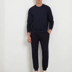 GUESS Men Round Neck Solid Sweatshirt-image-99