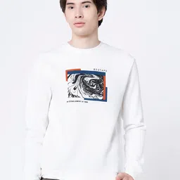 Red Tape Men Off White Printed Sweatshirt-image-99