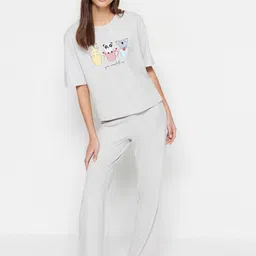 Trendyol Graphic Printed Pure Cotton Night suit-image-41