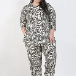 LastInch Abstract Printed Top With Pyjamas-image-16
