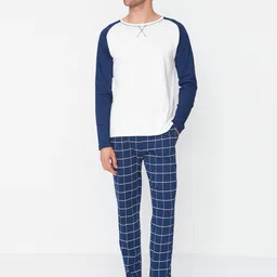 Trendyol Colourblocked Pure Cotton Night suit-image-13