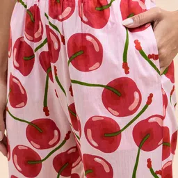 MABISH by Sonal Jain Conversational Printed Pure Cotton Top With Pyjamas & Robe image 4