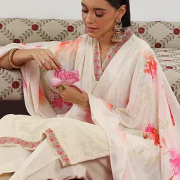 Libas Off White Floral Embroidered Thread Work Pure Cotton Kurta with Trouser &Dupatta-41