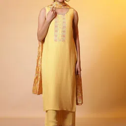 AURELIA Floral Printed Regular Thread Work Straight Kurta with Palazzos &  Dupatta-4
