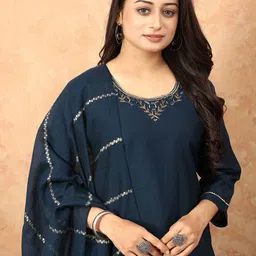 TWINS LADY Floral Yoke Design Regular Mirror Work Kurta with Trousers & With Dupatta image 2