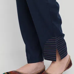 githaan Women Navy Blue Pleated Kurti with Trousers & With Dupatta image 5