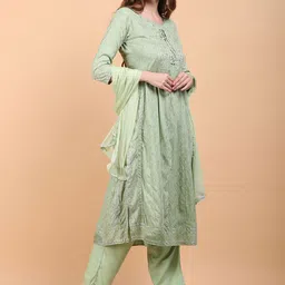 TOULIN Floral Printed Gotta Patti Kurta with Trousers & Dupatta image 3