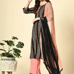 DOISA Women Printed Regular Kurta with Trousers & With Dupatta image 4