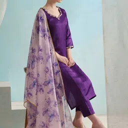 Khushal K Sweetheart Neck Beads and Stones Straight Kurta with Palazzo & Dupatta-picture-24