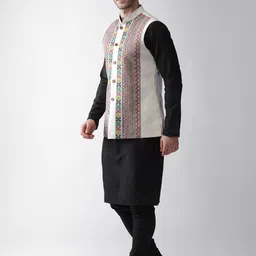 KISAH Men Multicoloured Ethnic Motifs Regular Kurta with Churidar & Jacket image 5