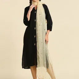 Dupatta Bazaar Embroidered Dupatta with Sequinned image 3