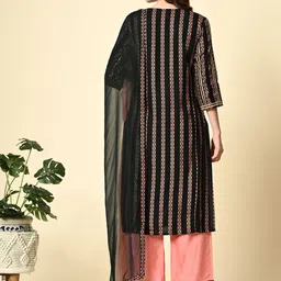 DOISA Women Printed Regular Kurta with Trousers & With Dupatta image 5