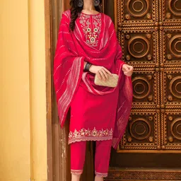 KALINI Ethnic Motifs Embroidered Round Neck Three-Quarter Sleeves Cotton Kurta Set image 4