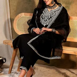 Indo Era Floral Yoke Design Regular Thread Work Kurta With Trousers & Dupatta-16