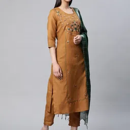 Sringam Women Brown Floral Embroidered Pure Cotton Kurta with Trousers & With Dupatta image 3