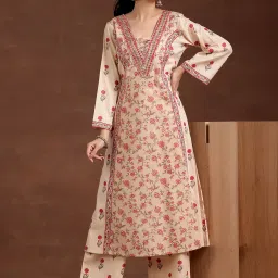 Women Cotton Blend Kurta Palazzo Set-image-17