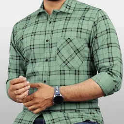 vebnor Men Regular Fit Checkered Spread Collar Casual Shirt-picture-30