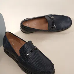 Carlton London Men Textured Leather Loafers-image-72