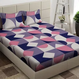 Arrabi Pink & Purple Geometric Printed 300 TC King Bedsheet with 2 Pillow Covers-image-27