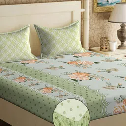 KLOTTHE Green Floral Printed 300 TC Fitted King Bedsheet With 2 Pillow Covers-image-96