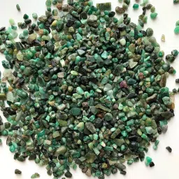 Emerald Crystal Chips (100gm) Natural Gemstone for Home Decor Regular Asymmetrical Crystal Pebbles-image-19