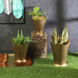 amaya decors Round Gold Table Planter with Stand Set of 2-picture-42