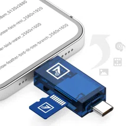 ONE 7 2 in 1 SD card reader, Lightning, Type-C Card Reader image 3