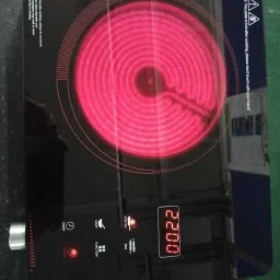 richard & stevens 2000 W Induction Cooktop Touch Panel image 3
