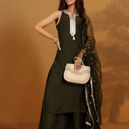 Varanga Women Regular Sequinned Kurta with Trousers & With Dupatta-9
