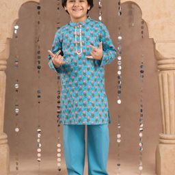 LIL DRAMA Boys Floral Printed Gotta Patti Mandarin Collar Pure Cotton Kurta With Pyjama-52