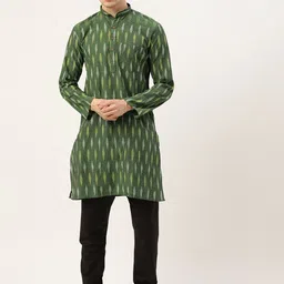RAJUBHAI HARGOVINDAS Men Green Pure Cotton Ikat Design Kurta with Churidar-8