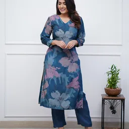 Anni Designer Floral Printed V-Neck Straight Kurta With Trousers-image-26
