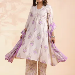 Vbuyz Floral Printed Angrakha A-Line Kurta with Palazzos & Dupatta-picture-23