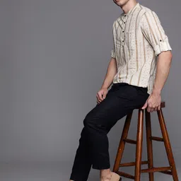 Indo Era Men Off White & Beige Ethnic Motifs Printed Pure Cotton Kurta-image-91