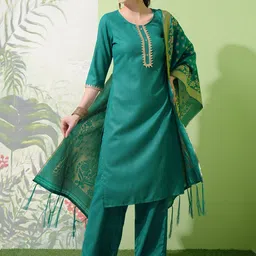 Vishudh Green & Gold Toned Round Neck Embellished Straight Kurta & Palazzos With Dupatta-picture-19