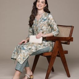 Readiprint Fashions Women Floral Printed Regular Gotta Patti Pure Silk Kurta with Trousers-picture-11