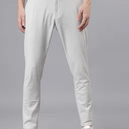 HIGHLANDER Men Off-White & Grey Slim Fit Checked Regular Trousers-picture-18