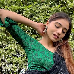 Bindigasm's Advi Woven Ruffle Jacquard Stretchable Saree Blouse-image-65
