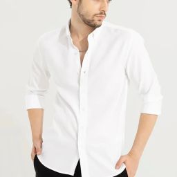 Men Slim Fit Solid Spread Collar Casual Shirt-image-43