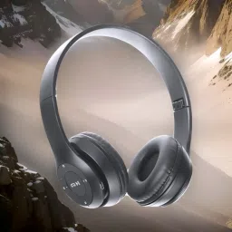 HD Sound Bluetooth Headphones with Soft Cushioned Ear Pads and Adjustable Mic_UH Bluetooth & Wired Headset-image-44