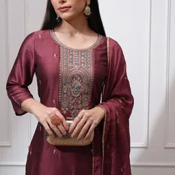 Vishudh Ethnic Motifs Embroidered Thread Work Straight Kurta with Trousers & Dupatta image 3