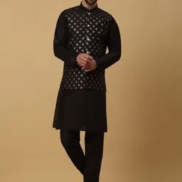 KRAFT INDIA Mandarin Collar Long Sleeves Regular Kurta With Churidar & Jacket-37