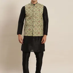 SOJANYA Men Black Kurta with Churidar & Nehru Jacket-picture-16