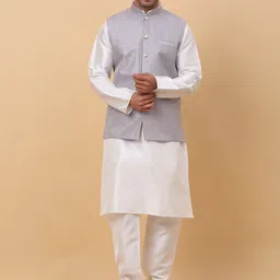 KRAFT INDIA Mandarin Collar Kurta With Churidar & Striped Sequinned Nehru Jacket-image-25