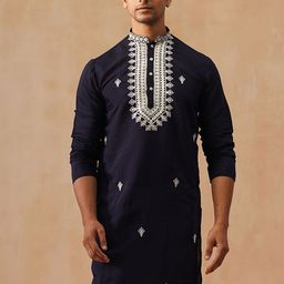 jompers Men Embroidered Silk Blend Straight Kurta-picture-19