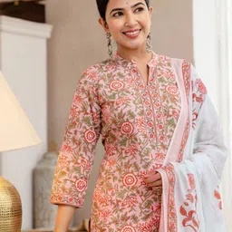 skylee Women Pure Cotton Kurta Pant Dupatta Set-picture-20