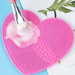 FEELHIGH Heart Shape Makeup Brush Cleaning & Washing Tool Scrubber-image-3