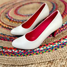 TIESTA Round Toe Wedge Pumps-26