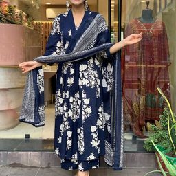 anni designer Women Cotton Rayon Kurta Pant Dupatta Set-picture-20